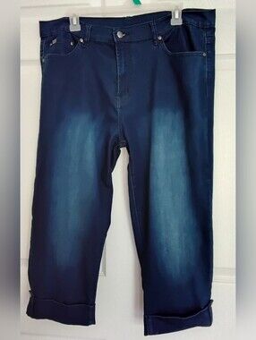 Womens Diane Gilman Relaxed Dark Blue Capri Jeans
